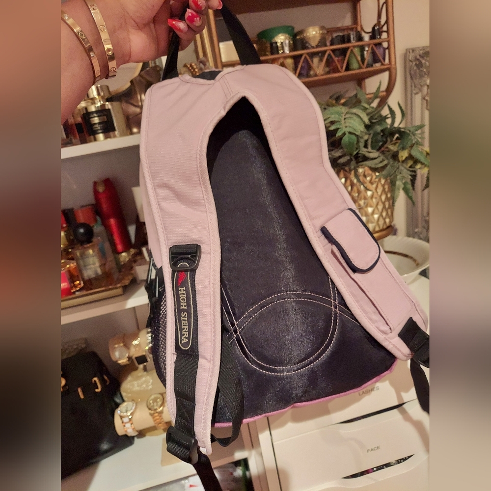 Purple backpack - Picture 5 of 9